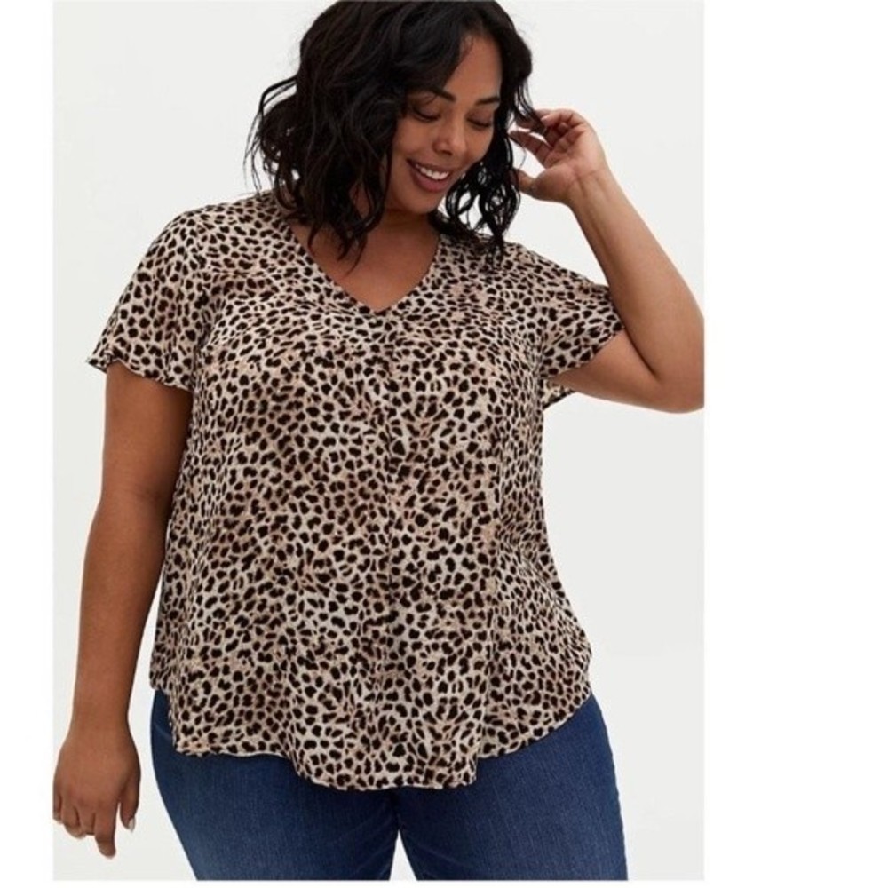 Torrid Leopard Georgette Pleated Front Top